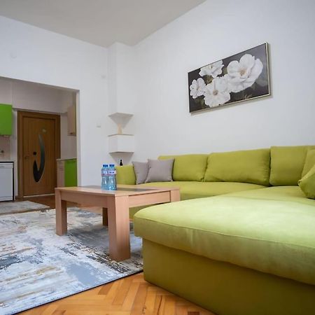 The Green Apartment In The Heart Of Old Sofia 1Bdr Dış mekan fotoğraf
