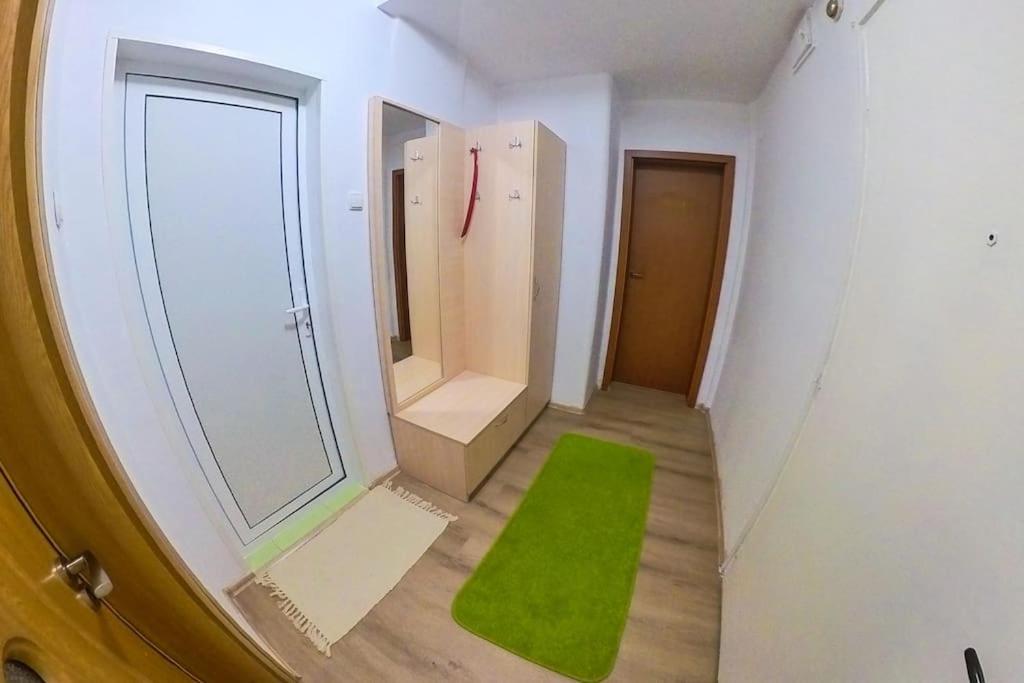 The Green Apartment In The Heart Of Old Sofia 1Bdr Dış mekan fotoğraf