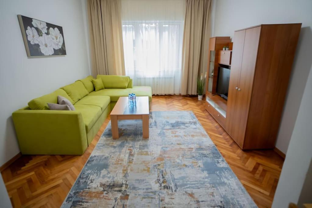 The Green Apartment In The Heart Of Old Sofia 1Bdr Dış mekan fotoğraf